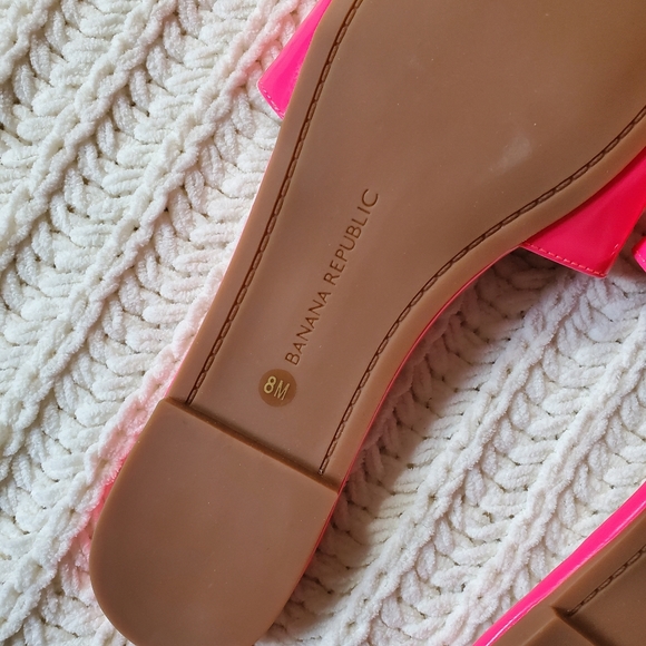 Banana Republic Summer Sandals - Picture 3 of 4